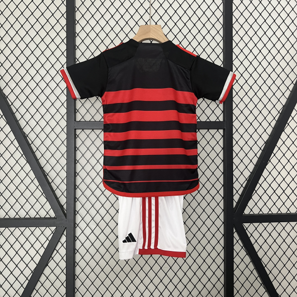 Flamengo Hjemmetroeje 202425 Boern Kortaermet korte bukser 2